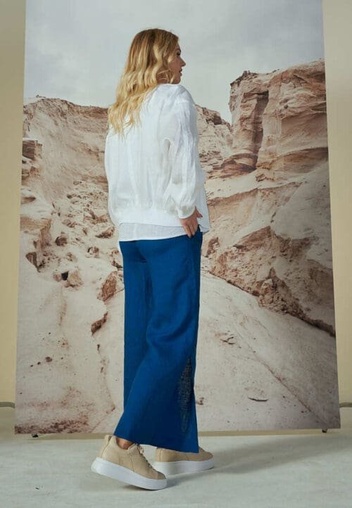 Bomberis 22202-1ZYD1