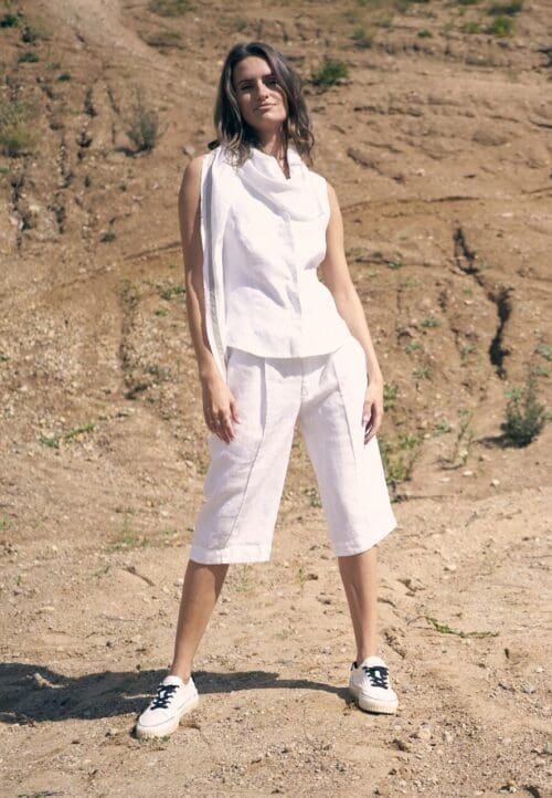 Tiesūs ilgesni lininiai šortai