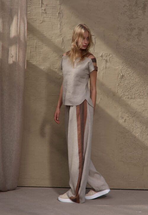 tiesios linines kelnes ant gumos